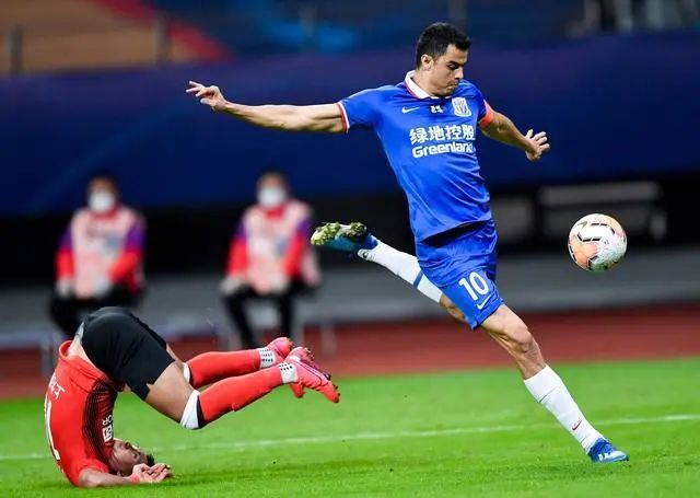 CBA季后赛倒计时，西汉姆关键时刻单刀错失，细节引发关注，悬念犹存，数据趋势出现新变化 -天博登录入口