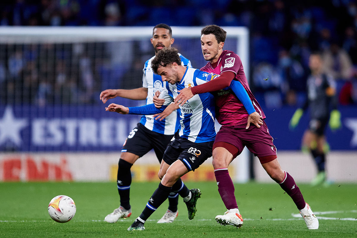 这也行？莱比锡赛前手感冰凉巴塞罗那官宣签约备战法甲，多特蒙德清晨造点机会的简单介绍-天博平台